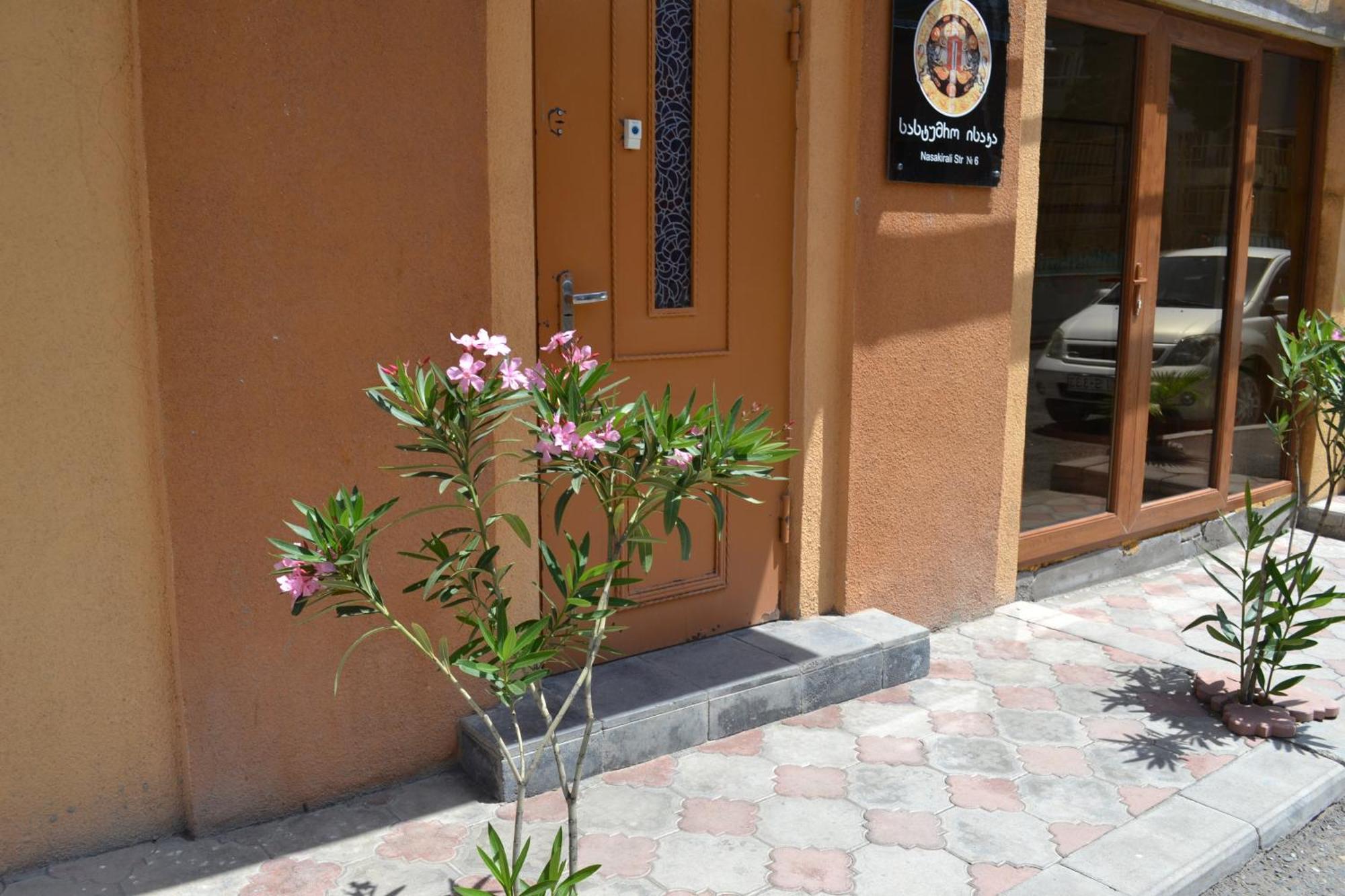 Hotel Isaka Tbilisi Phòng bức ảnh