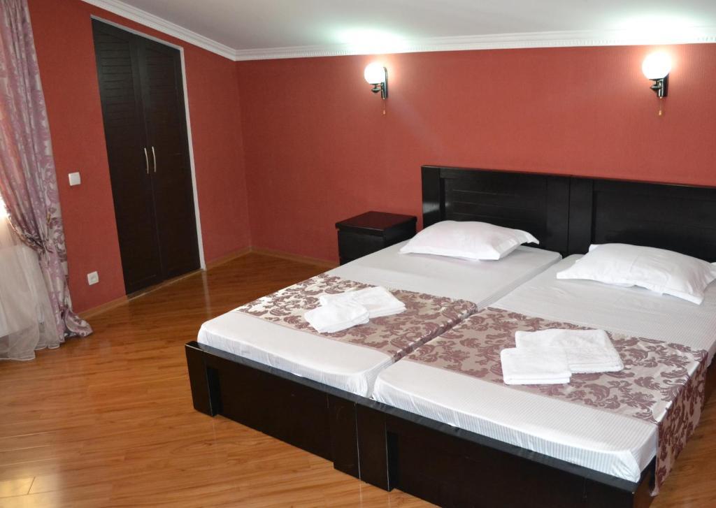 Hotel Isaka Tbilisi Phòng bức ảnh