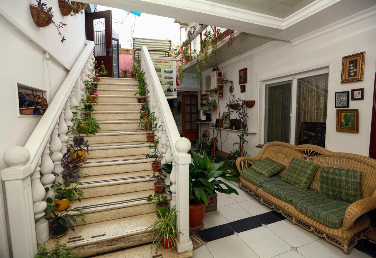 Hotel Isaka Tbilisi Ngoại thất bức ảnh