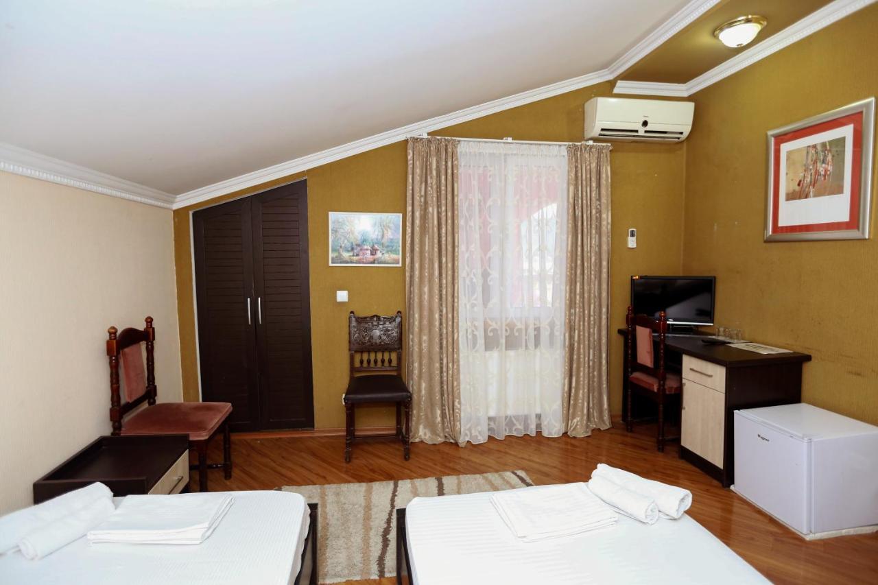 Hotel Isaka Tbilisi Ngoại thất bức ảnh
