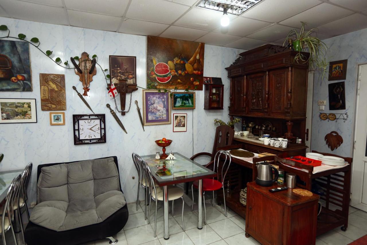Hotel Isaka Tbilisi Ngoại thất bức ảnh