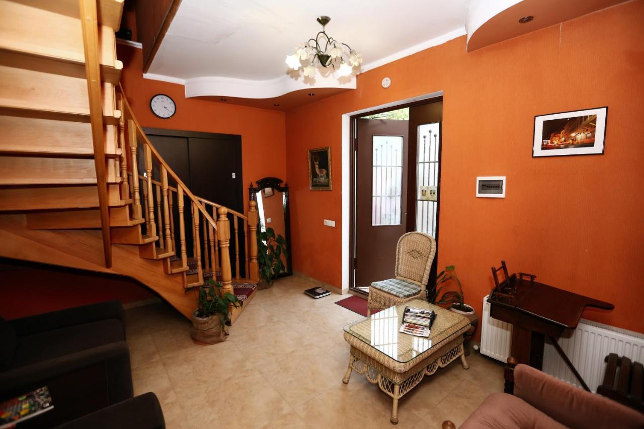 Hotel Isaka Tbilisi Ngoại thất bức ảnh
