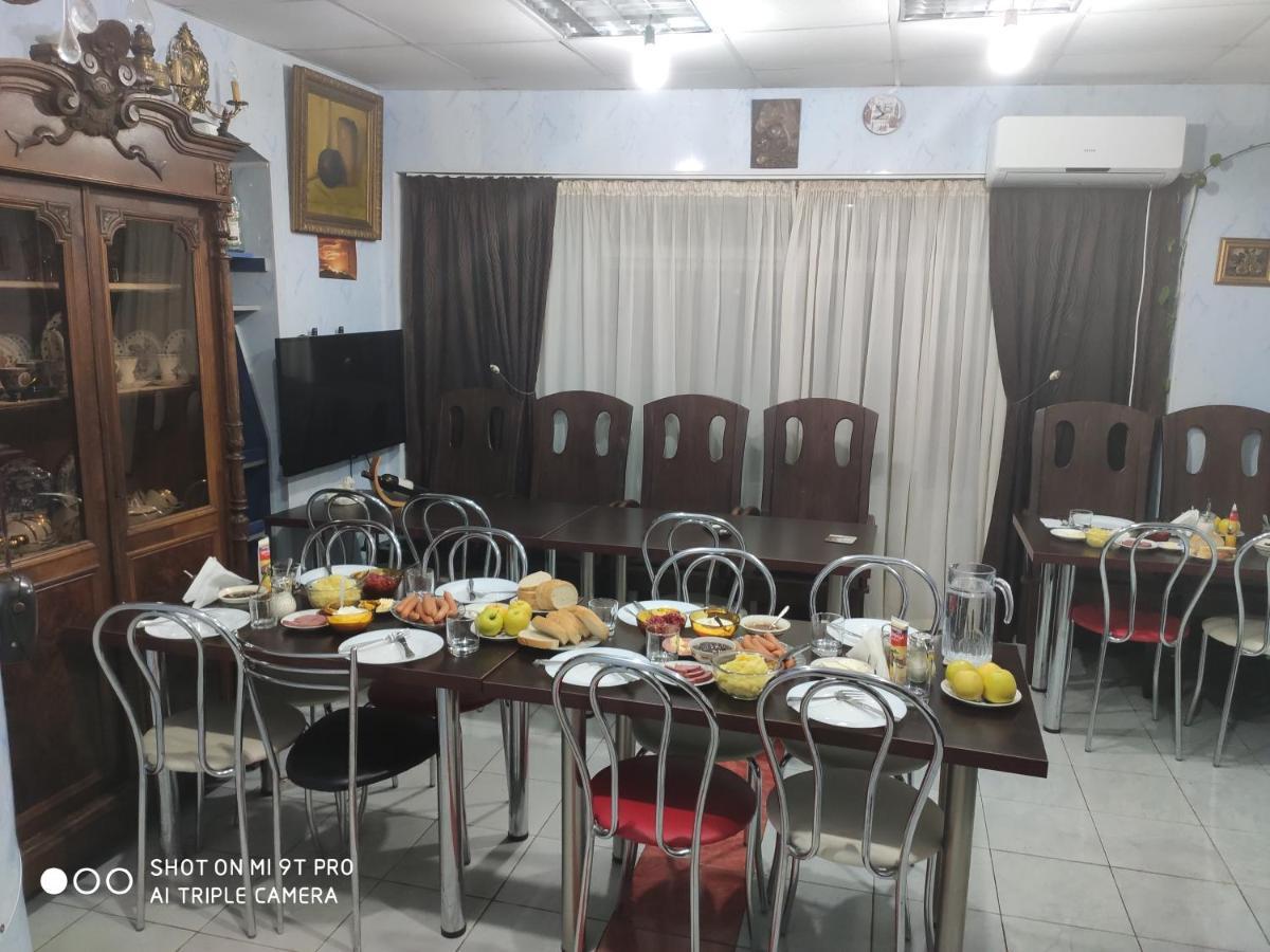 Hotel Isaka Tbilisi Ngoại thất bức ảnh